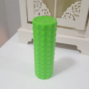 USED Kat von D Studden Kiss Lipstick in Divine